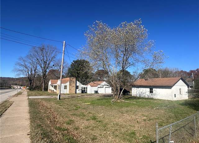 Property at 4060 Huntsville Rd, Fayetteville, AR 72701