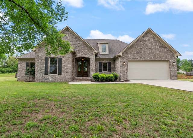 Property at 399 W Republican, Greenbrier, AR 72058, 4 beds, 2.5 baths