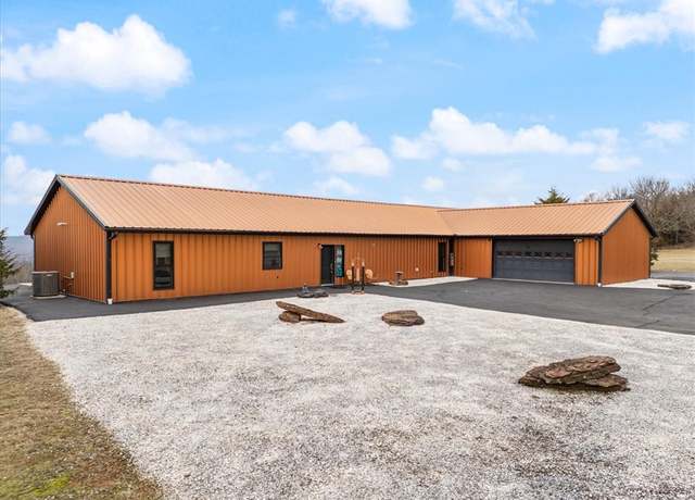 Property at 19847 Bug Scuffle Rd, West Fork, AR 72774, 3 beds, 2 baths