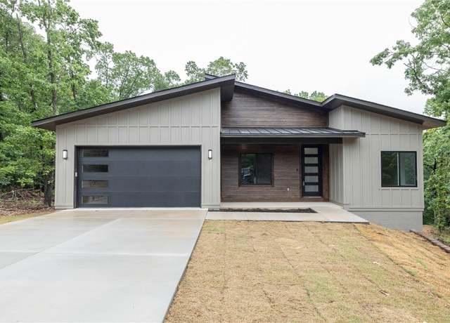Property at 3 Glasgow Cir, Bella Vista, AR 72715, 3 beds, 2 baths