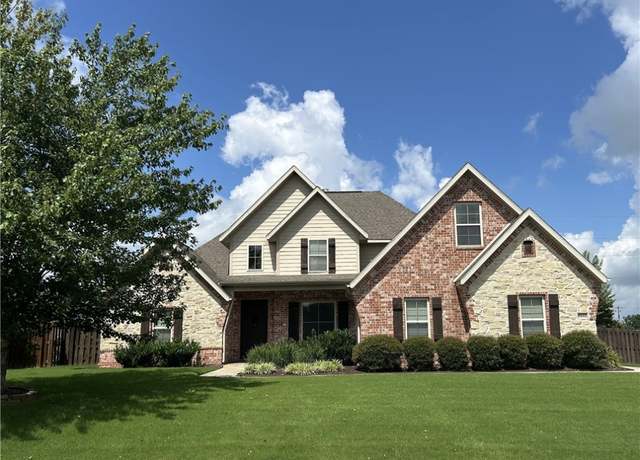 Property at 6402 35th St, Rogers, AR 72758, 4 beds, 2.5 baths