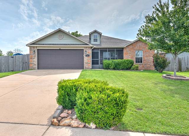 Property at 820 Morningside Dr, Centerton, AR 72719, 3 beds, 2 baths