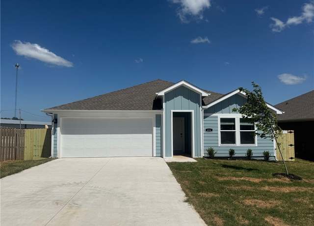 Property at 404 NW Granny Smith St, Highfill, AR 72734, 4 beds, 2 baths