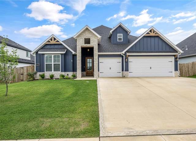Property at 1221 Red Maple St, Centerton, AR 72719, 4 beds, 3 baths