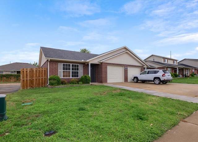 Property at 3402 SW Landau Ct, Bentonville, AR 72712, 4 beds, 2 baths