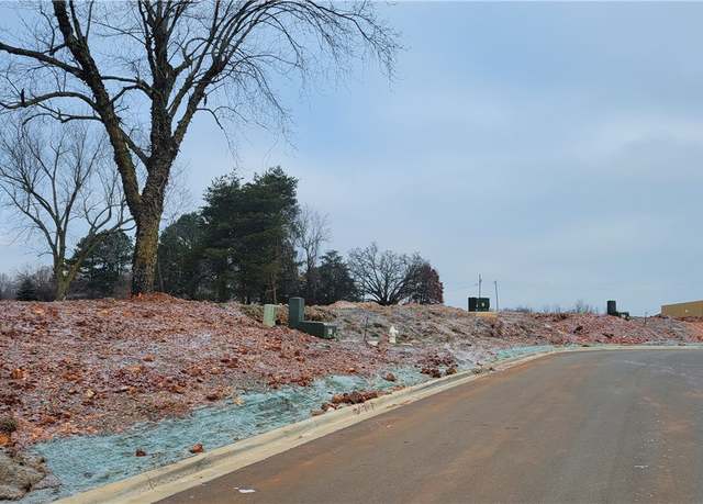 Property at 405 NW Pinwheel St, Highfill, AR 72734