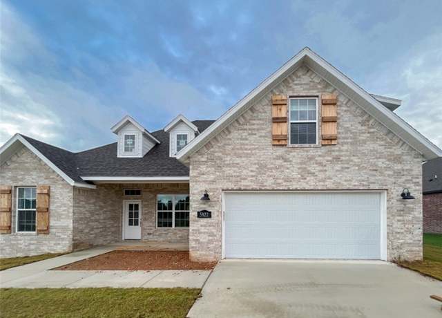 Property at 5840 Poppy Ave, Springdale, AR 72762, 4 beds, 2 baths