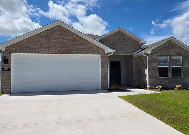 Property at 207 Collie Ave, Lowell, AR 72745, 3 beds, 2 baths