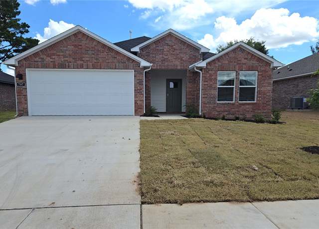 Property at 707 Picard Ave, Lowell, AR 72745, 3 beds, 2 baths
