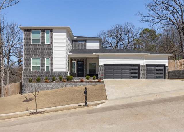 Property at 2352 N Windswept Ln, Fayetteville, AR 72703, 4 beds, 3 baths
