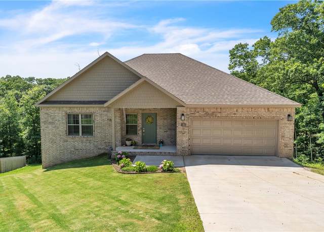 Property at 5 E Manton Ln, Bella Vista, AR 72714, 3 beds, 2.5 baths