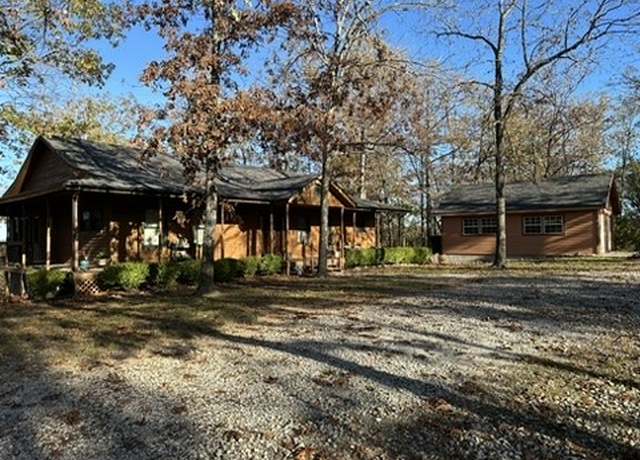 Property at 3858 Mundell Rd, Eureka Springs, AR 72631, 4 beds, 3 baths