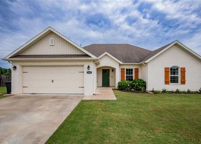 Property at 1491 General Fagan Dr, Prairie Grove, AR 72753, 3 beds, 2 baths