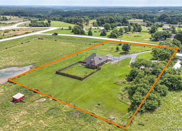 Property at 12923 Galyean Rd, Bentonville, AR 72712, 6 beds, 4.5 baths