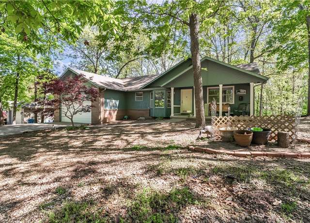 Property at 71 London Dr, Bella Vista, AR 72715, 2 beds, 2 baths