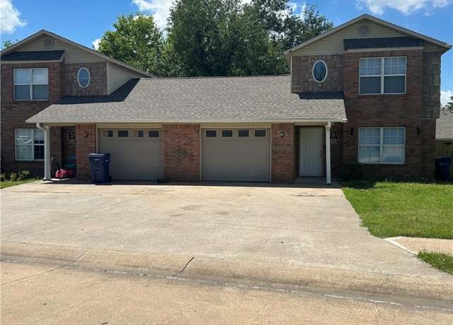 Property at 800 Meghan St, Siloam Springs, AR 72761