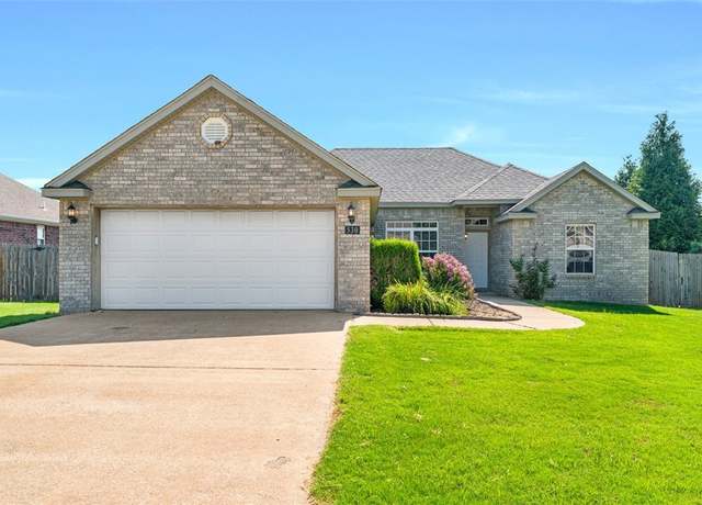 Property at 530 Bonanza St, Centerton, AR 72719, 3 beds, 2 baths