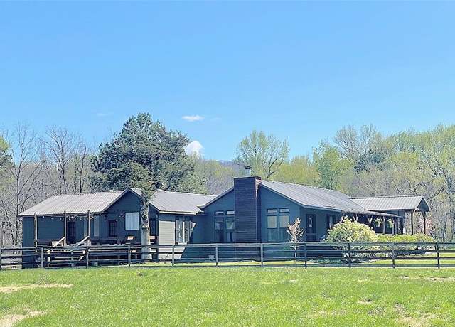 Property at 425 Madison 4465, St Paul, AR 72760, 3 beds, 2 baths