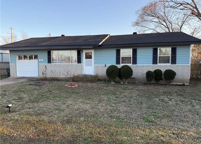 Property at 1108 W Olive St, Rogers, AR 72756, 3 beds, 2 baths