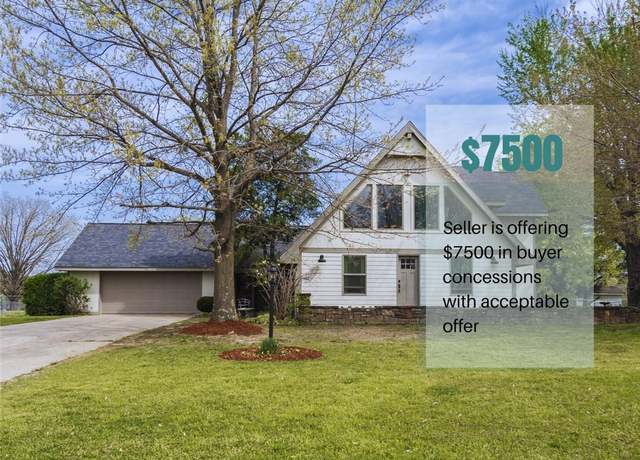 Property at 19941 Edgewood Cir, Siloam Springs, AR 72761, 4 beds, 2.5 baths