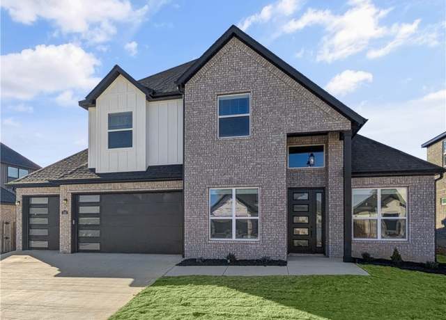 Property at 1821 Bluestem Dr, Centerton, AR 72719, 4 beds, 2.5 baths