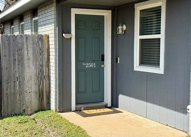Property at 2501 Purdue Cir, Bentonville, AR 72712, 3 beds, 1 bath