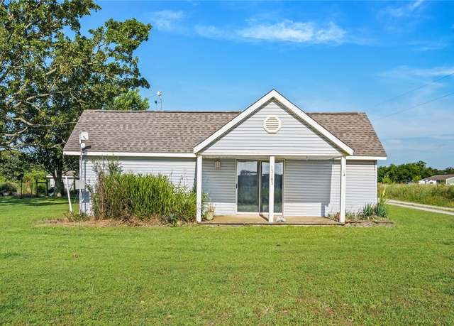 Property at 13183 Shady Grove Rd, Gravette, AR 72736, 3 beds, 2 baths