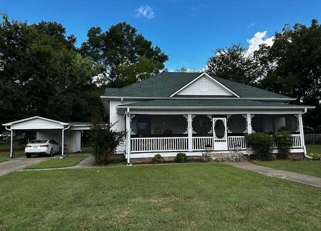 Property at 606 NW 1st St, Atkins, AR 72823, 2 beds, 1 bath