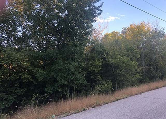 Property at 70 Eagle Dr, Holiday Island, AR 72631