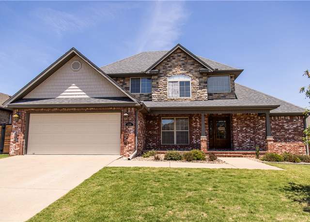 Property at 8266 Anna Maria Ave, Springdale, AR 72762, 4 beds, 2.5 baths