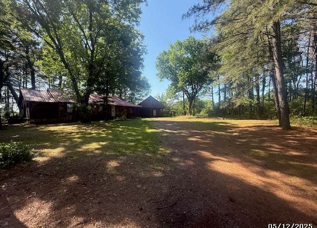 Property at 804 W Hwy 64, Coal Hill, AR 72832, 4 beds, 2 baths