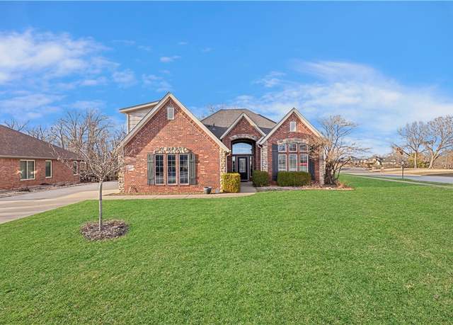 Property at 115 NE Lake Forest Ln, Bentonville, AR 72712, 3 beds, 2 baths
