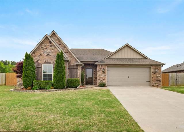 Property at 12889 Canopy Oaks Dr, Farmington, AR 72730, 3 beds, 2 baths