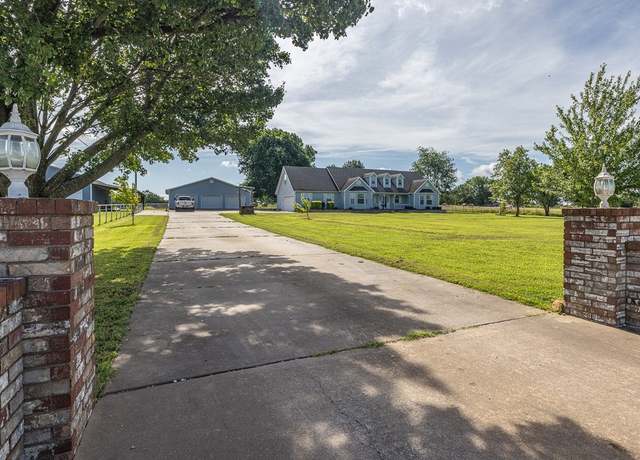 Property at 11516 Pleasant Hl, Lincoln, AR 72744, 4 beds, 3 baths