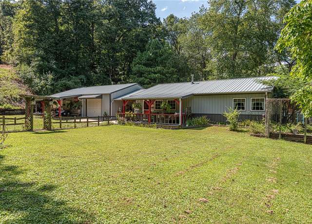 Property at 15511 Red Fox Dr, Fayetteville, AR 72704, 2 beds, 1 bath