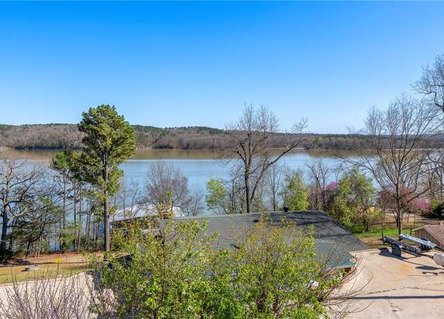 Property at 16446 Pin Oak Ln, Rogers, AR 72756, 3 beds, 3 baths