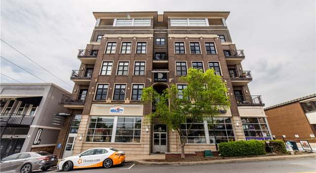 Photo of 609 W Dickson St #703, Fayetteville, AR 72701