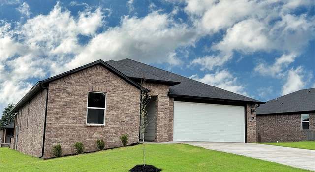 Photo of 3116 N Bella St, Siloam Springs, AR 72761