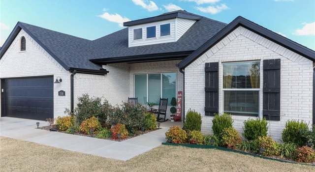 Photo of 1518 N Pershing St, Fayetteville, AR 72704