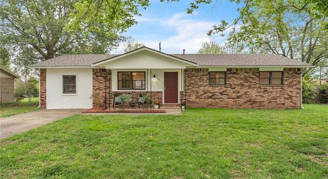 Photo of 2301 Jean St, Springdale, AR 72762