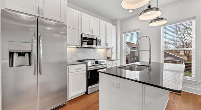 Photo of 421 SW B St, Bentonville, AR 72712