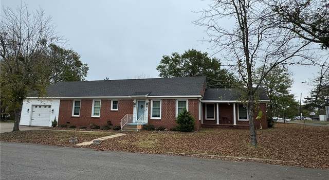 Photo of 114 W 8th St, Russellville, AR 72801