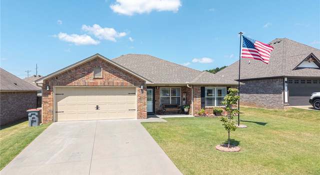 Photo of 209 Bridgewater Dr, Barling, AR 72923