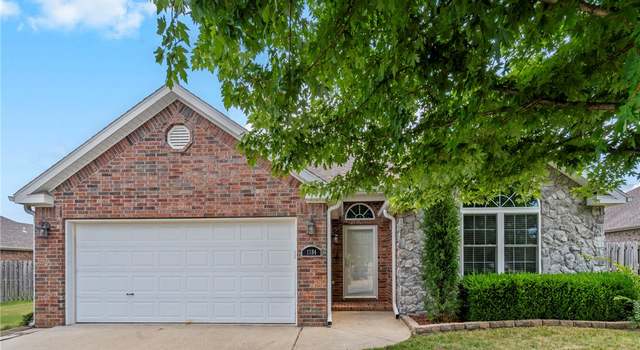 Photo of 1594 Oakhaven Pl, Fayetteville, AR 72704