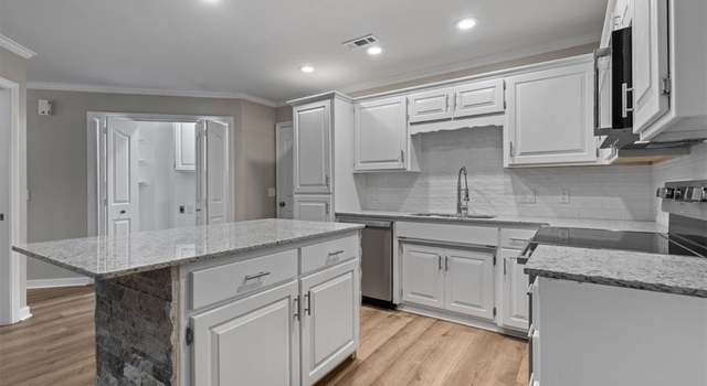 Photo of 163 E Cydnee St, Fayetteville, AR 72703