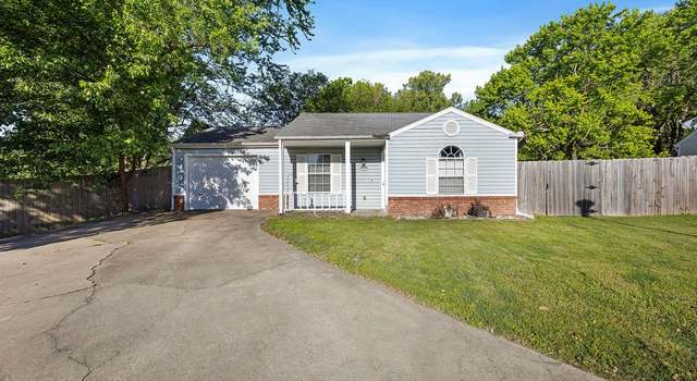 Photo of 311 Evergreen Ln, Fayetteville, AR 72703