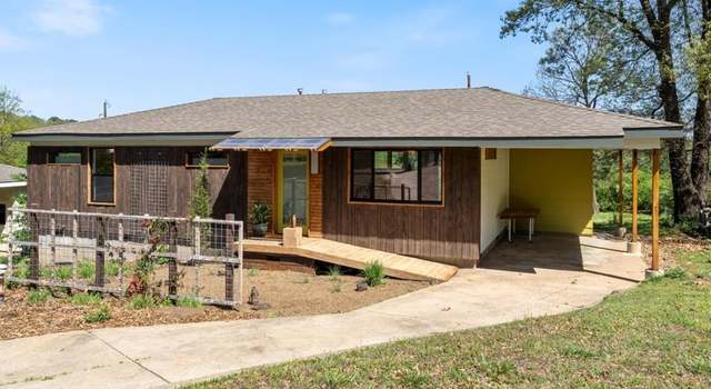 Photo of 1800 W Arrowhead St, Fayetteville, AR 72701