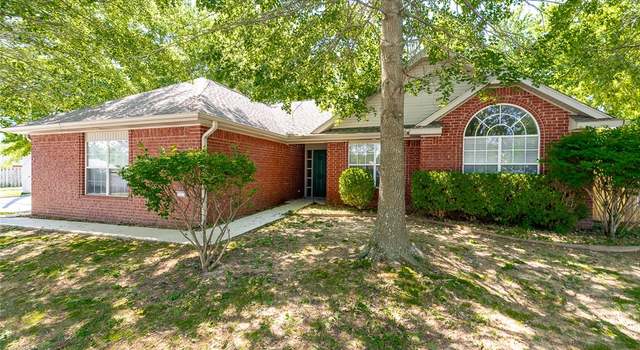 Photo of 3021 White Oak Pl, Springdale, AR 72762