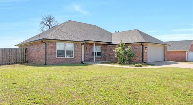 Photo of 320 Division St, Centerton, AR 72719
