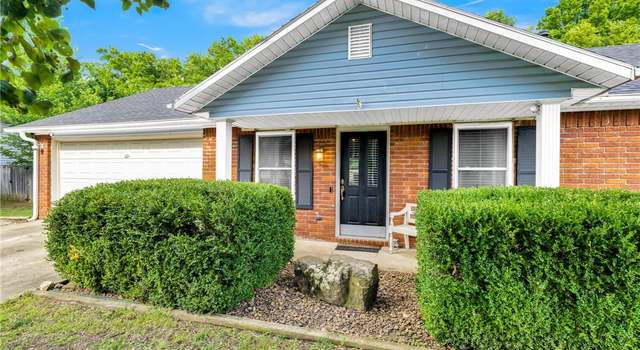 Photo of 224 N Christy Ln, Farmington, AR 72730